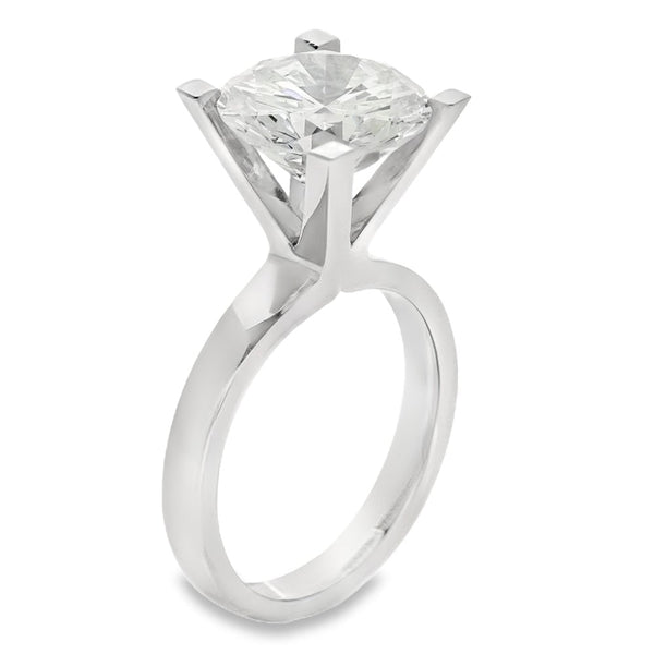 950 Platinum Diamond Engagement Ring - Size M - 4.57ct