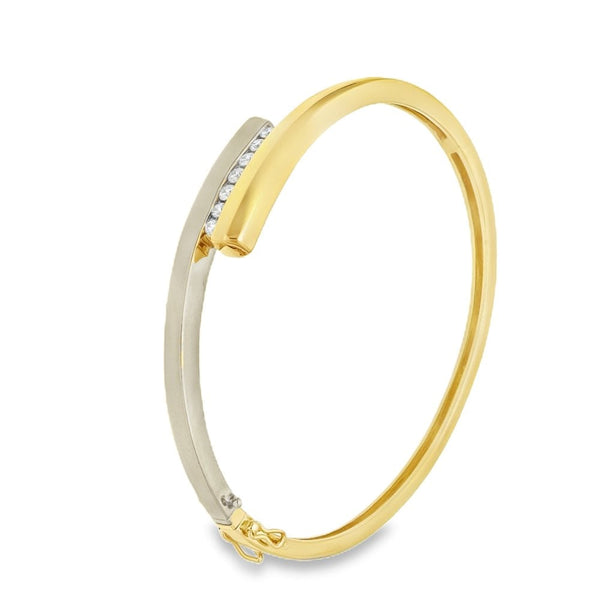 Ladies 18ct Two Colour Diamond Set Cross Over Bangle - 21.9g