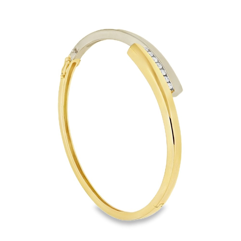 Ladies 18ct Two Colour Diamond Set Cross Over Bangle - 21.9g