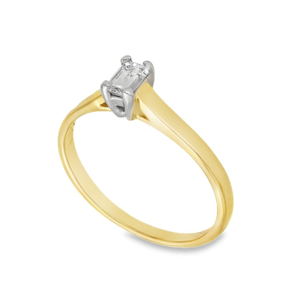 18ct Yellow Gold Diamond Engagement Ring - Size N - 0.32ct