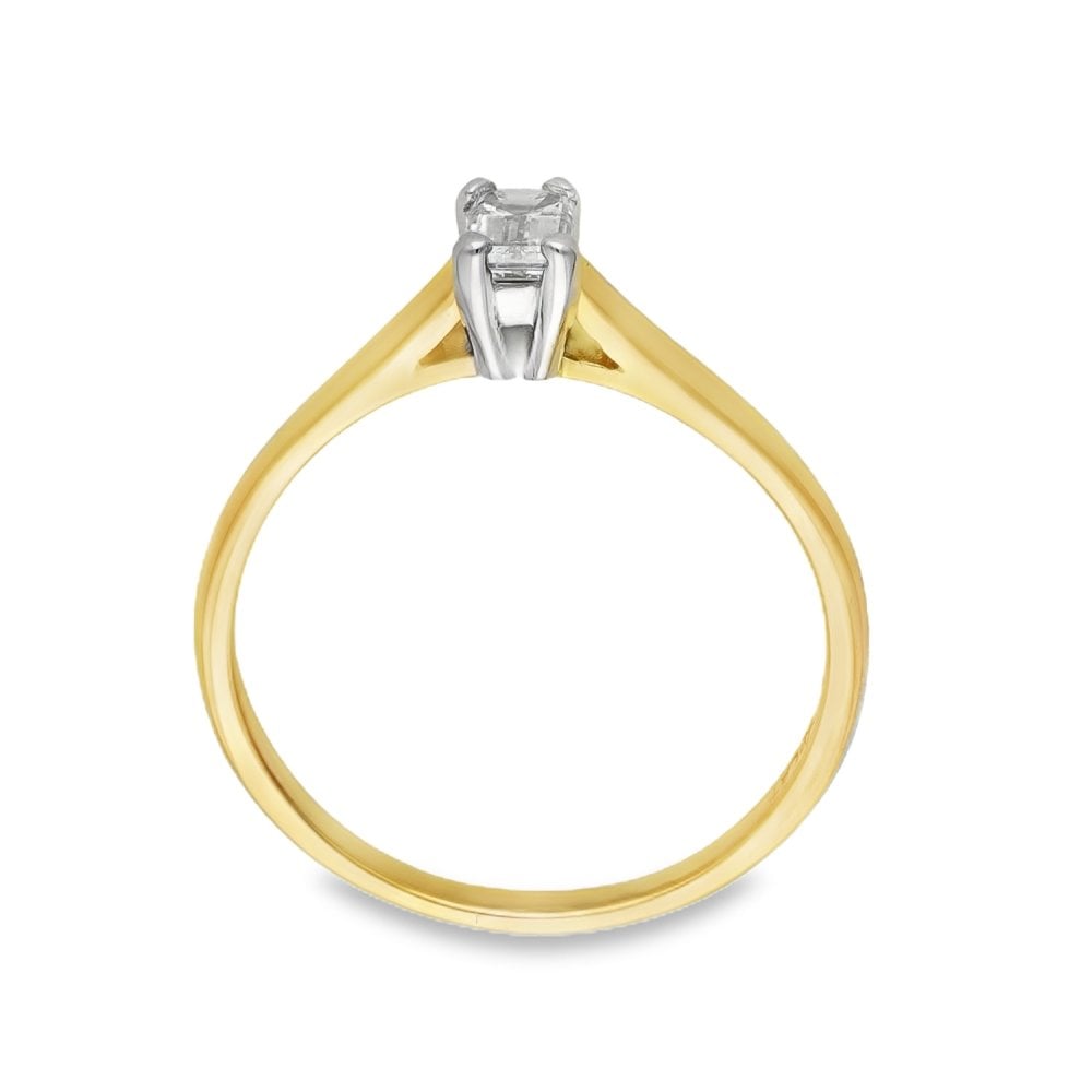 18ct Yellow Gold Diamond Engagement Ring - Size N - 0.32ct