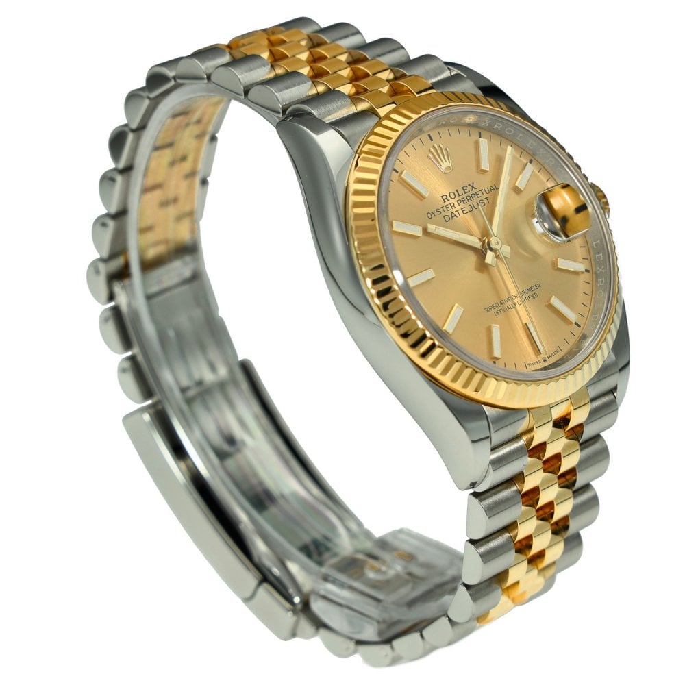 Datejust 36 126233 - Champagne Baton Dial - 2021