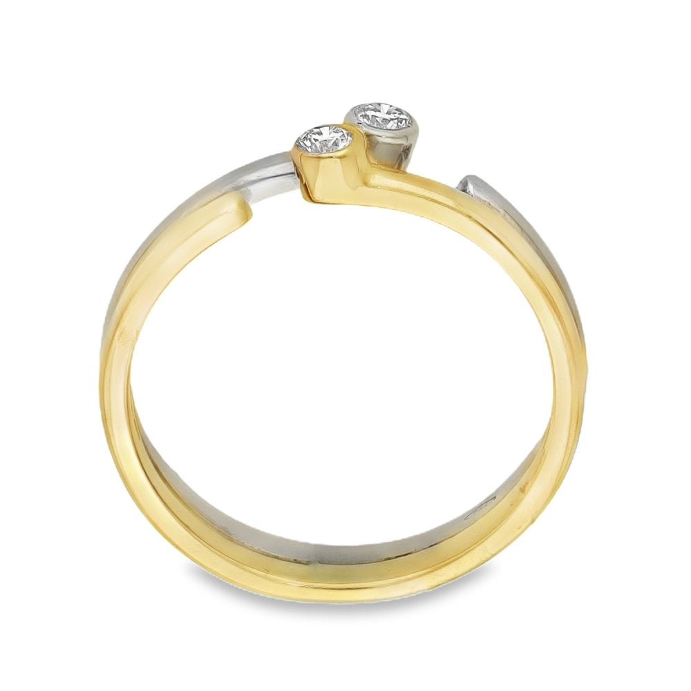 18ct Yellow & White Gold Diamond Ring - Size J½ - 0.10ct