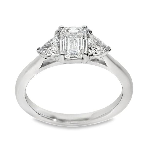 Ladies Platinum Emerald & Trilliant Cut Diamond Ring - 1.41ct