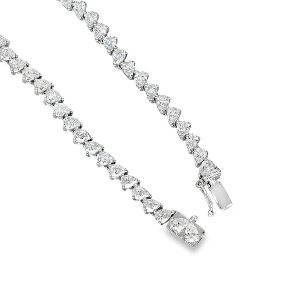 18ct White Gold Pear-Cut Diamond Necklace - 16" - 18.54ct