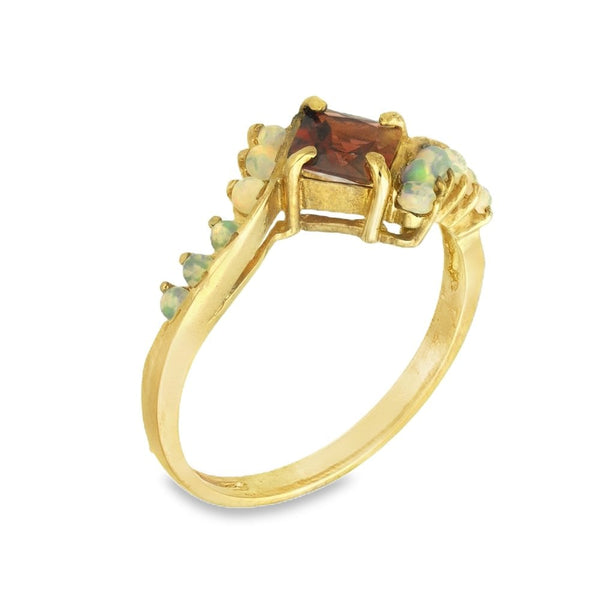 9ct Yellow Gold Garnet & Opal Dress Ring - Size N - 10mm