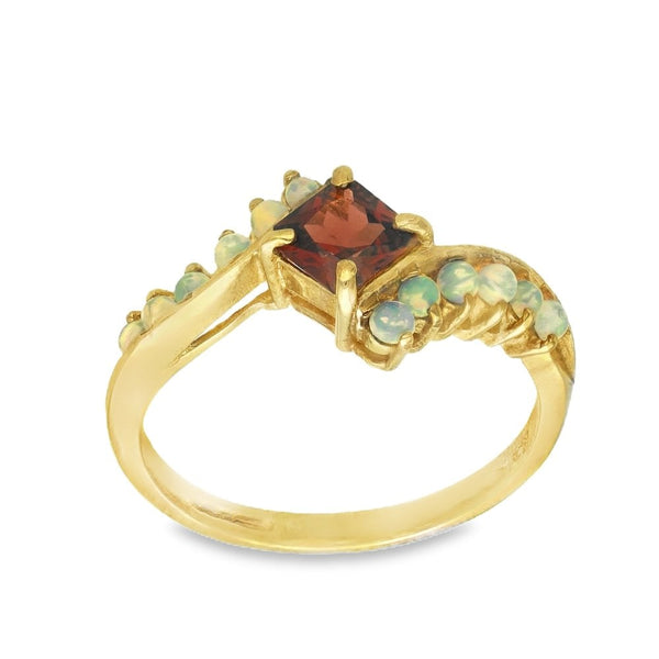 9ct Yellow Gold Garnet & Opal Dress Ring - Size N - 10mm