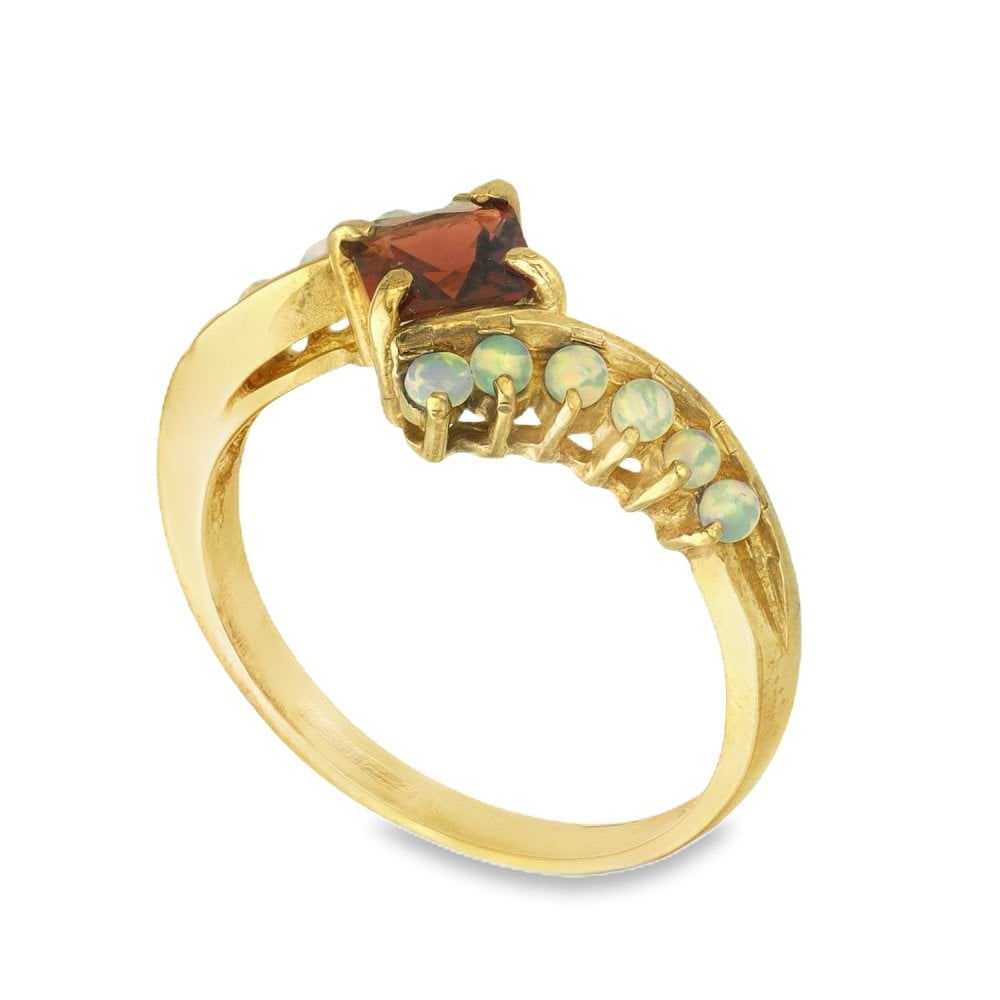 9ct Yellow Gold Garnet & Opal Dress Ring - Size N - 10mm