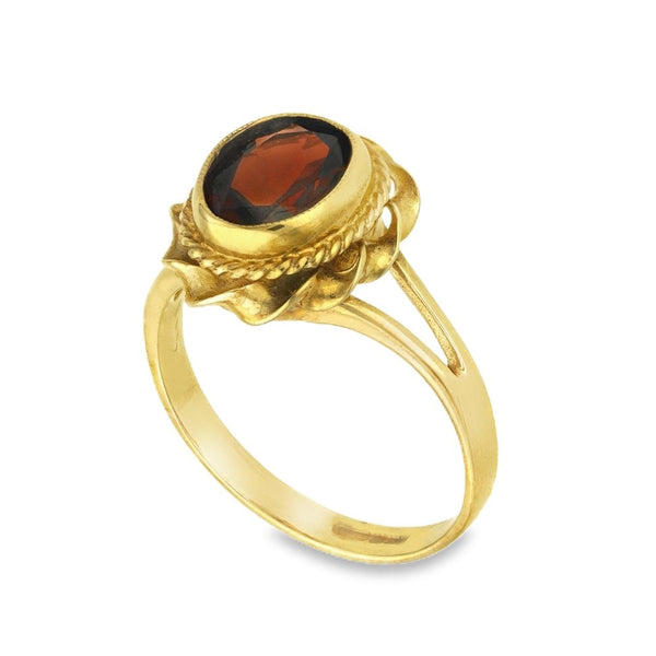 9ct Yellow Gold Oval Garnet Twist Edge Ring - Size N - 13mm