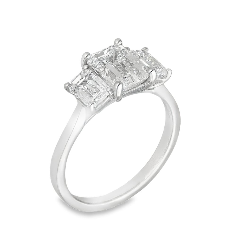2.64ct Yellow Gold Diamond Trilogy Ring - F/VS