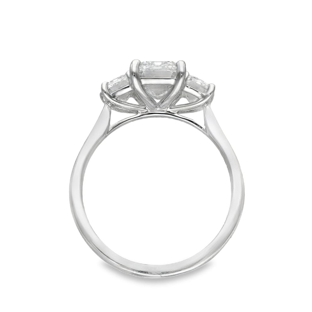 2.64ct Yellow Gold Diamond Trilogy Ring - F/VS