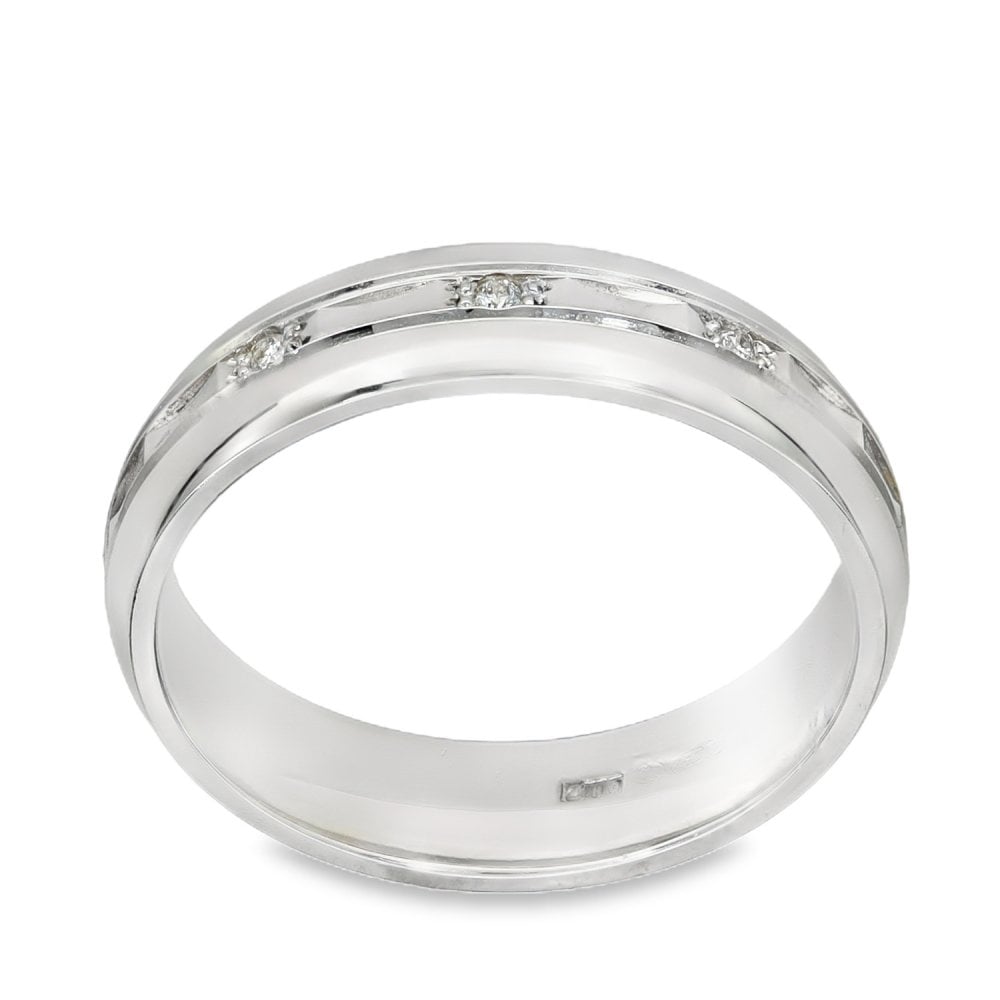 18ct White Gold Diamond Wedding Band - Size O½ - 5mm - 0.30ct