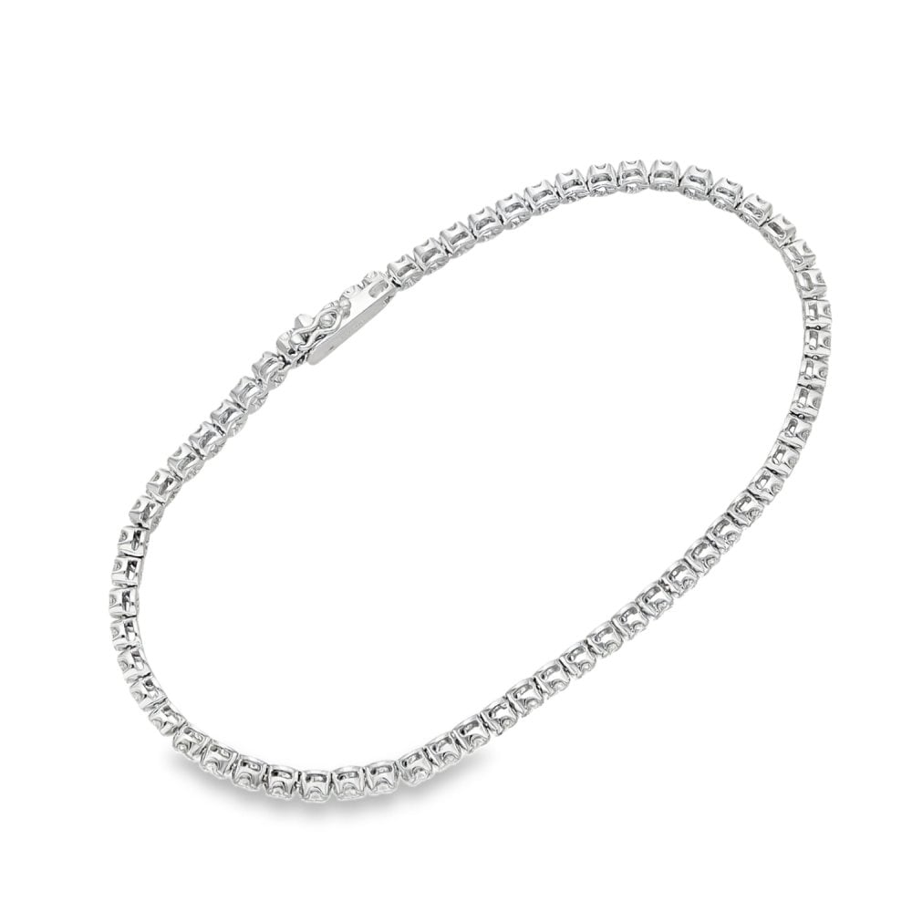 18ct White Gold Diamond Tennis Bracelet - 7.5" - 1.74ct