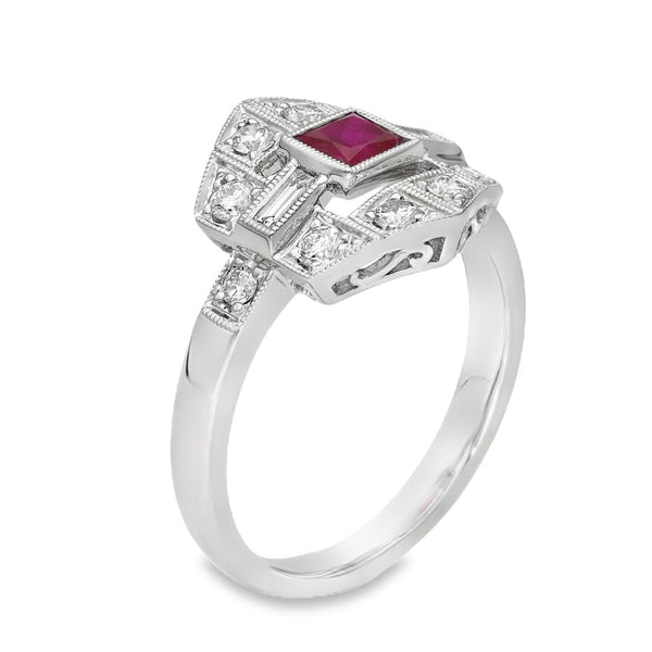 Ladies 18ct White Gold Ruby & Diamond Cluster Ring