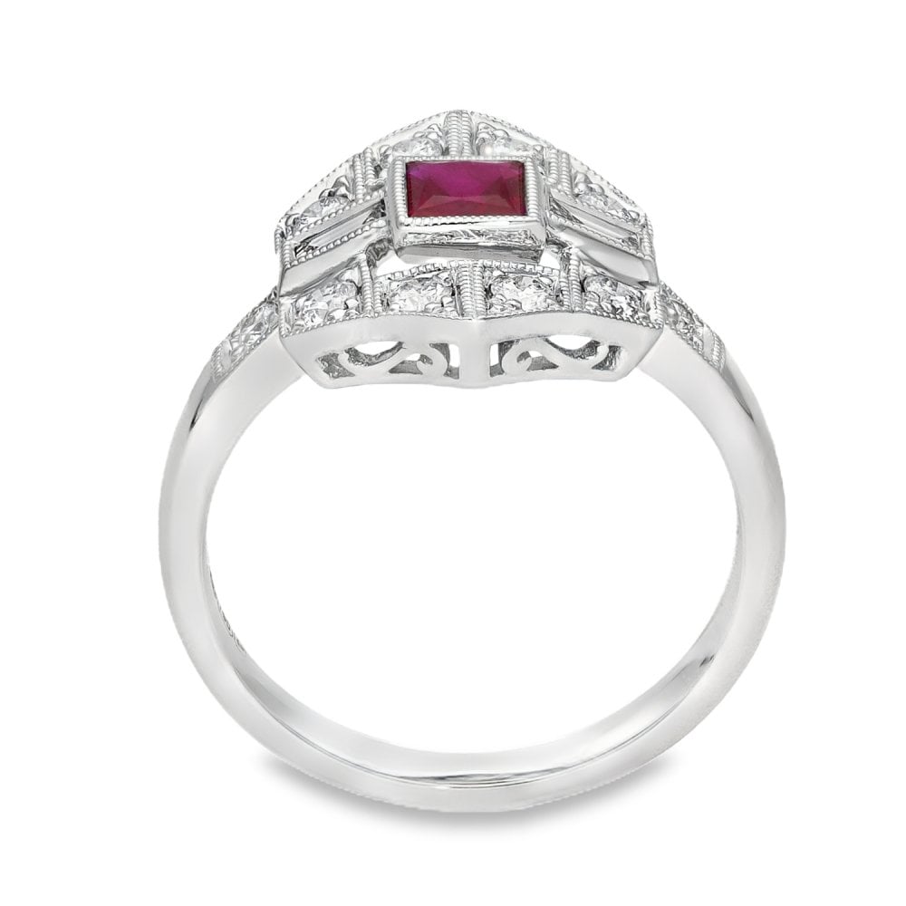 Ladies 18ct White Gold Ruby & Diamond Cluster Ring