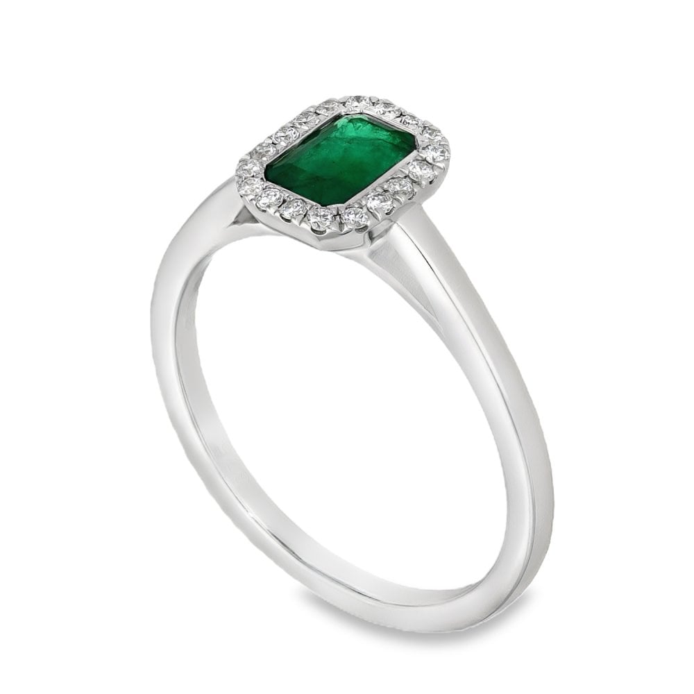 9ct White Gold Emerald & Diamond Cluster Ring - Size M - 0.11ct