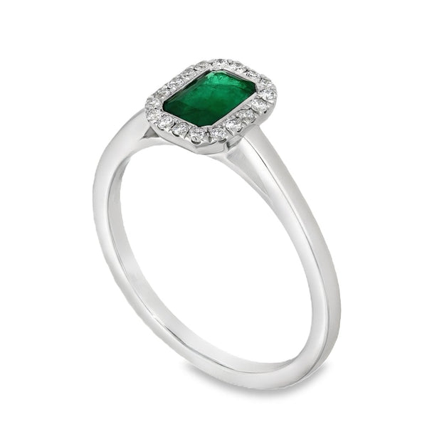 9ct White Gold Emerald & Diamond Cluster Ring - Size M - 0.11ct