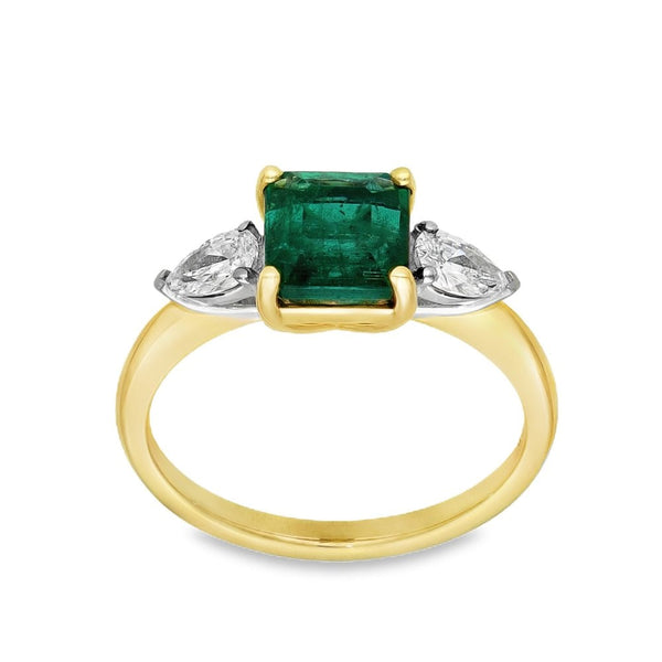 18ct Yellow Gold Emerald & Diamond Trilogy Ring - 1.48ct