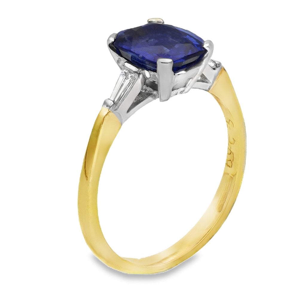 18ct Yellow Gold Sapphire & Diamond Ring - Size N - 2.50ct