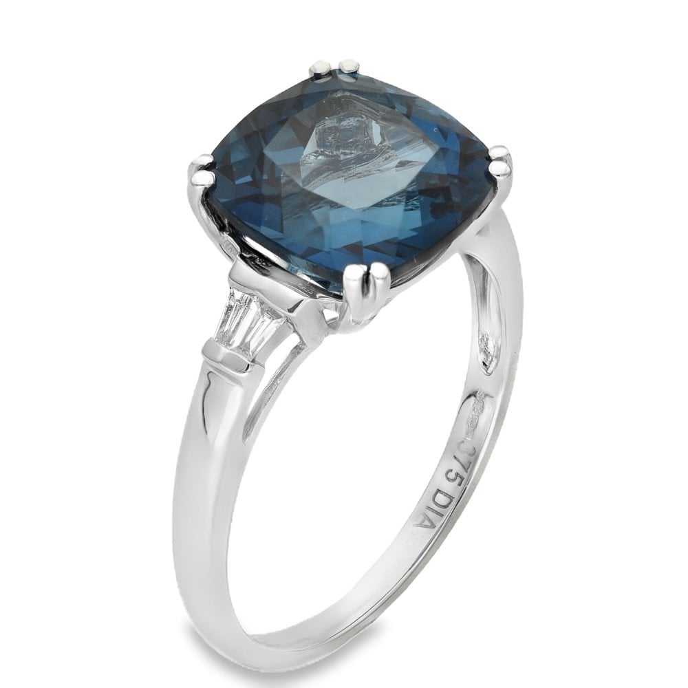 9ct White Gold London Blue Topaz & Diamond Ring - 0.08ct