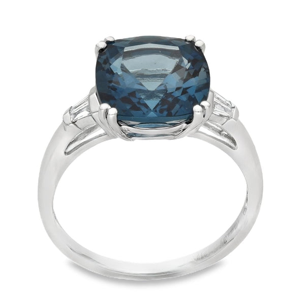 9ct White Gold London Blue Topaz & Diamond Ring - 0.08ct