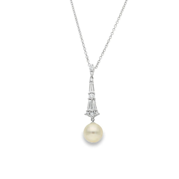 18ct White Gold Pearl & Diamond Pendant & Necklace - 16/18"