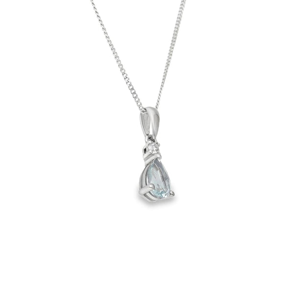 9ct White Gold Aquamarine & Diamond Pendant & Necklace - 18"