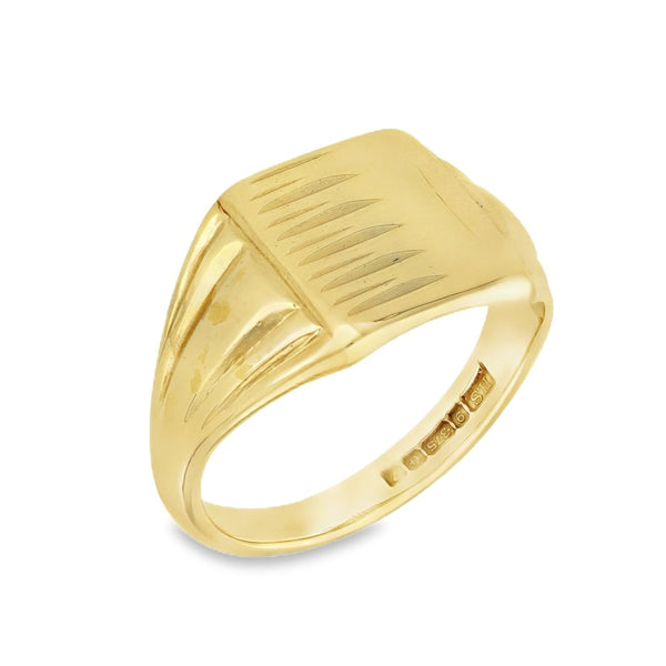 9ct Yellow Gold Square Signet Ring - Size S - 13mm