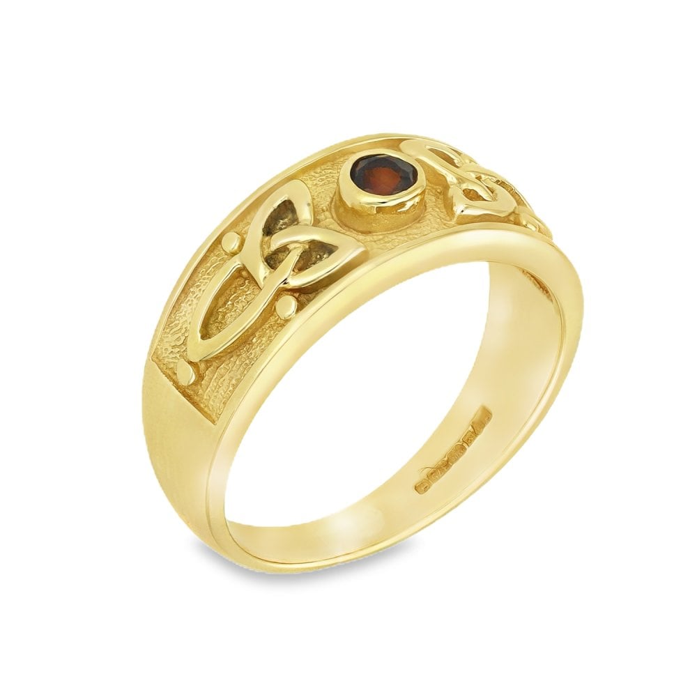 9ct Yellow Gold Celtic-Style Garnet Ring - Size N - 8mm
