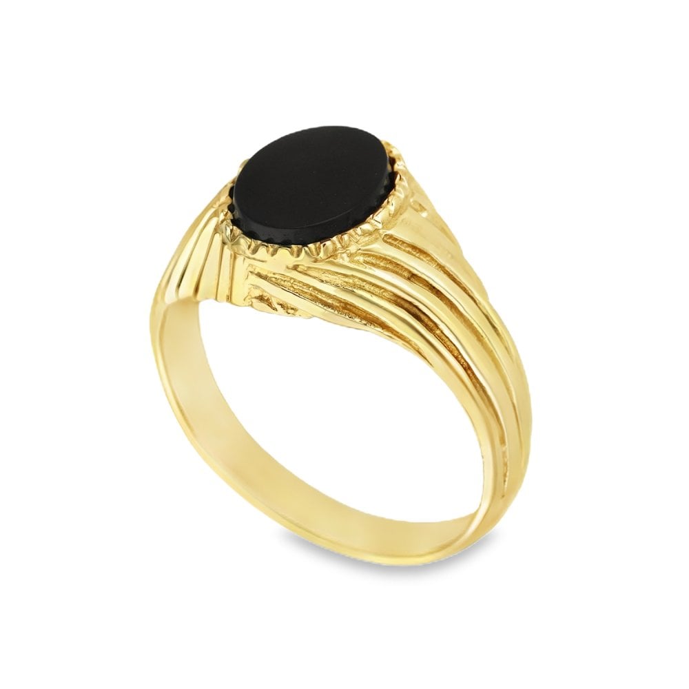 9ct Yellow Gold Oval Onyx Ring - Size R - 4.7g