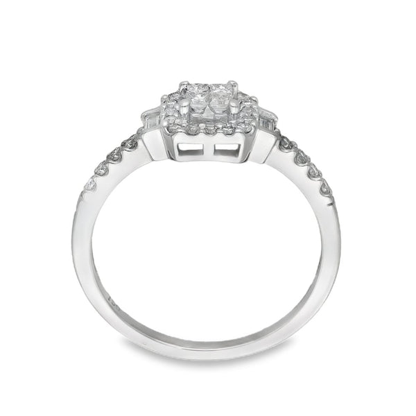 18ct White Gold Diamond Cluster Ring - Size P - 0.50ct