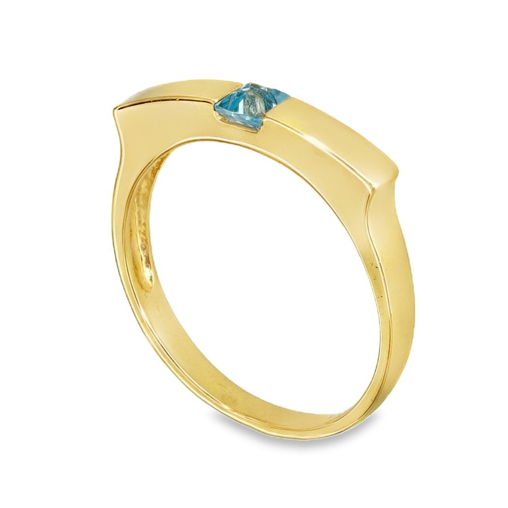 9ct Yellow Gold Blue Topaz Dress Ring - Size L½ - 3mm
