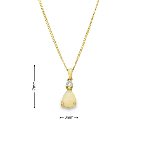 18ct Yellow Gold Opal & Diamond Pendant & Chain - 18"