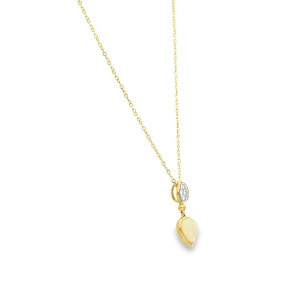 9ct Yellow Gold Opal & Diamond Necklace