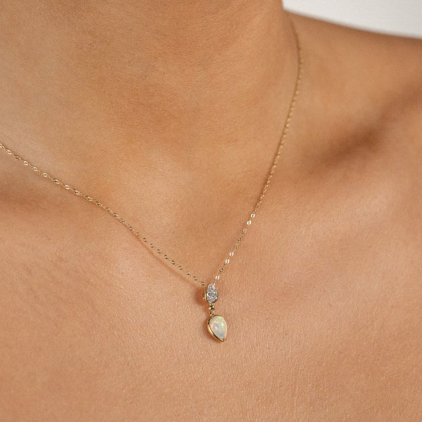 9ct Yellow Gold Opal & Diamond Necklace