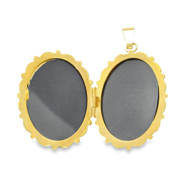 9ct Yellow Gold Feather Engraved Locket - 27x38x4.5mm - 7.2g