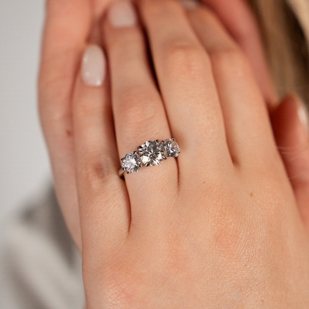 4.00ct White Gold Certified Diamond Trilogy Ring - F/VS2