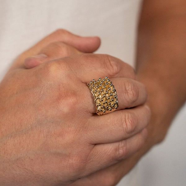 9ct Yellow Gold Shot Ring - Size X - 19mm