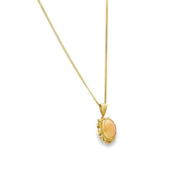 9ct Yellow Gold Twist Edge Coral Pendant & Chain - 18" - 3.0g
