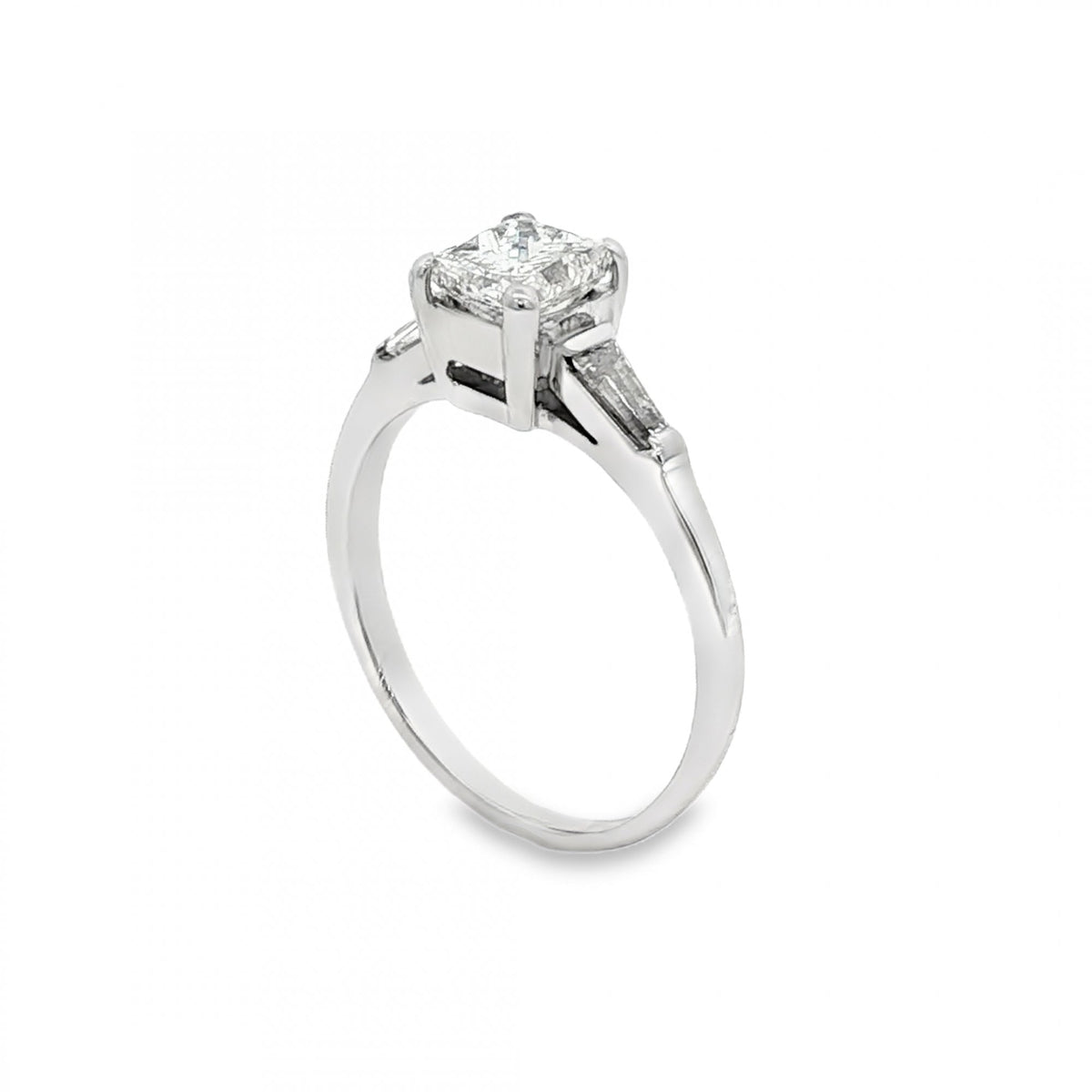 18ct White Gold Diamond Engagement Ring - Size J - 0.82ct