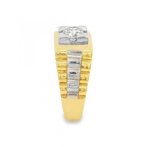 18ct Yellow & White Gold Diamond Signet Ring - Size T - 0.70ct
