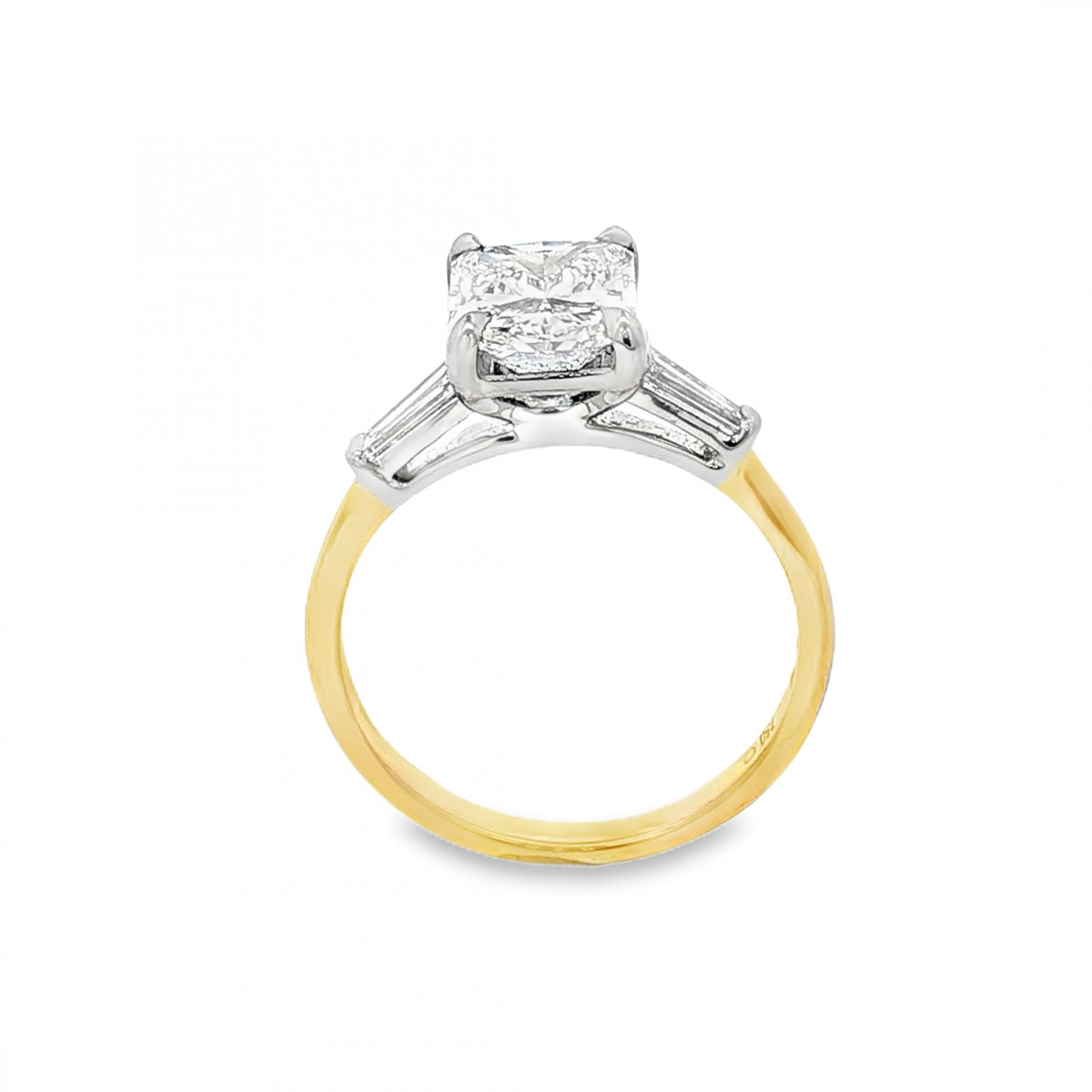 18ct Yellow Gold Radiant-Cut Diamond Engagement Ring - 2.23ct