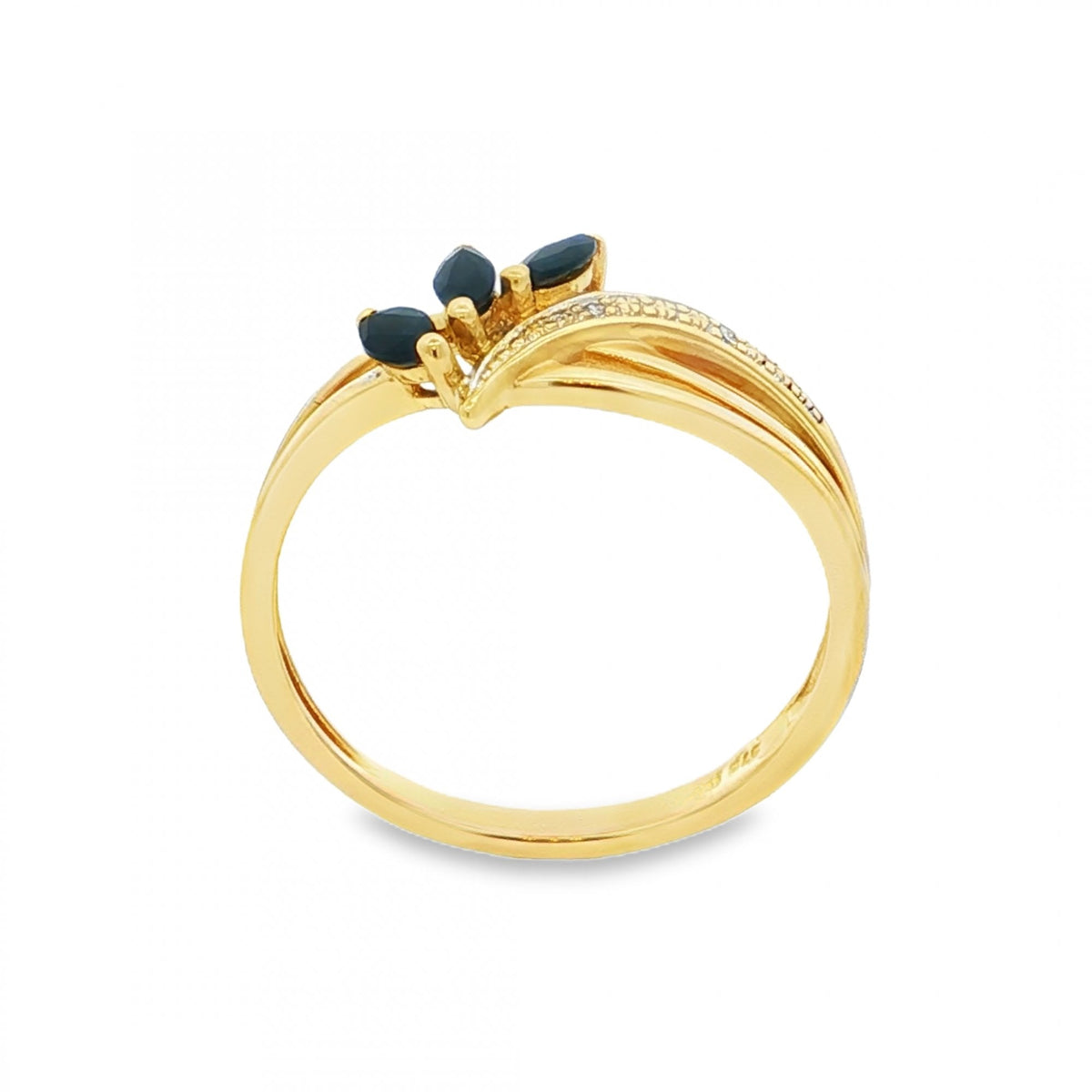 9ct Yellow Gold Sapphire & Diamond Ring - Size Q - 0.25ct