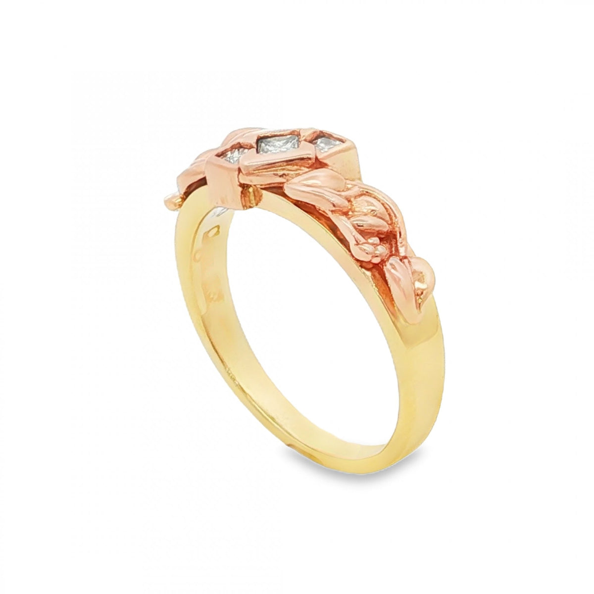 18ct Multi-Tone Gold 150th Year Extraction Diamond Ring - 0.20ct