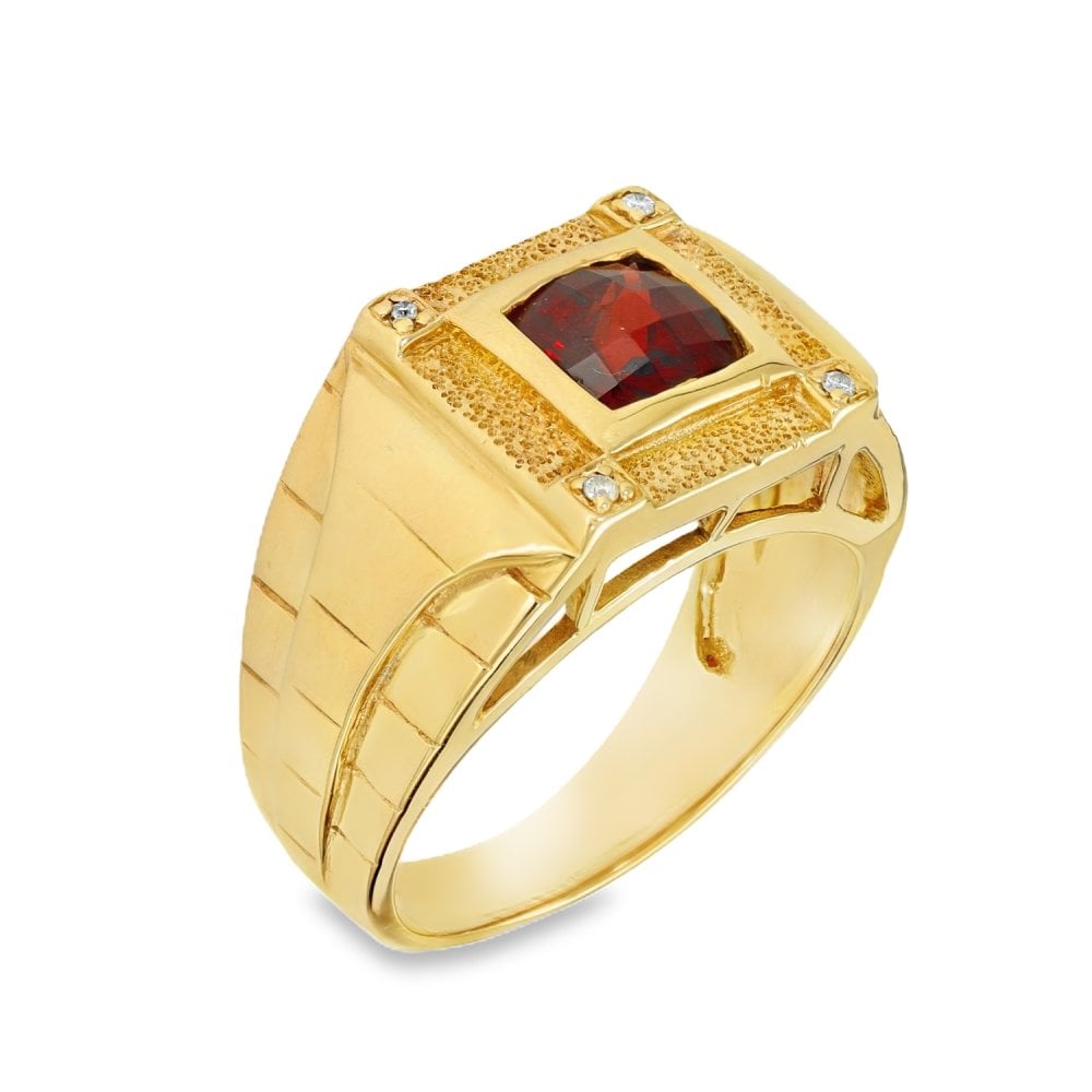 9ct Yellow Gold Garnet & Diamond Dress Ring - Size W - 14.0g