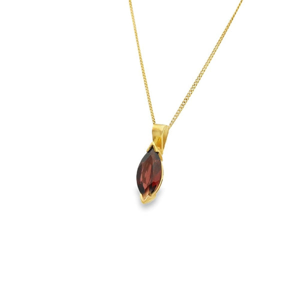 9ct Yellow Gold Marquise Garnet Pendant & Necklace - 18" - 3.0g