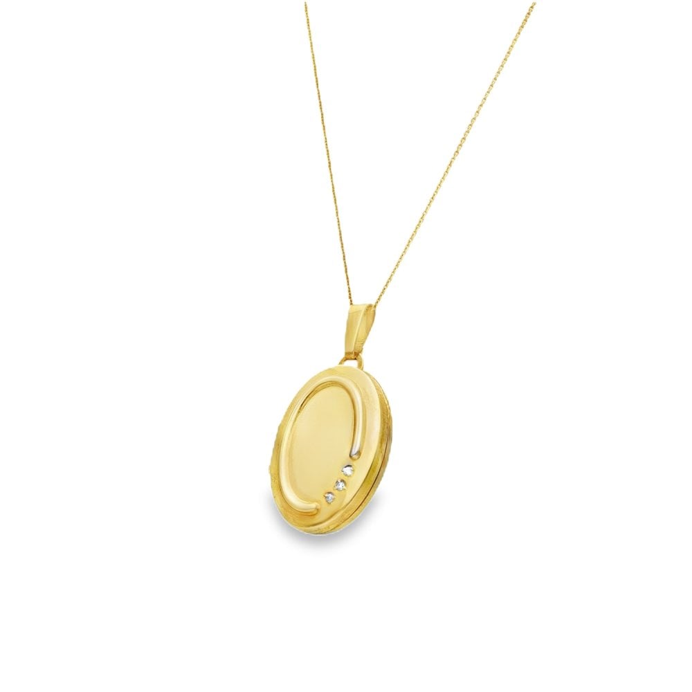 9ct Yellow Gold Diamond Locket & Necklace - 17x26x6mm - 0.02ct