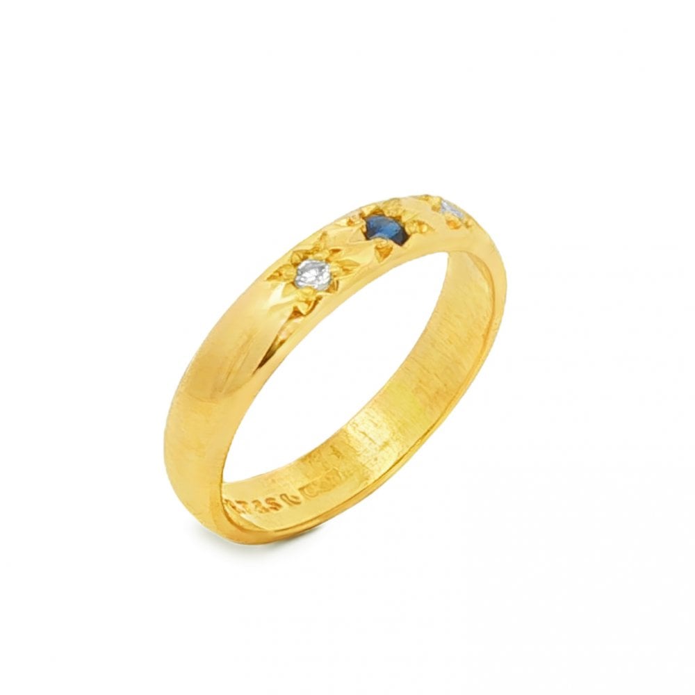 22ct Yellow Gold Sapphire & Diamond Band - Size N - 0.07ct