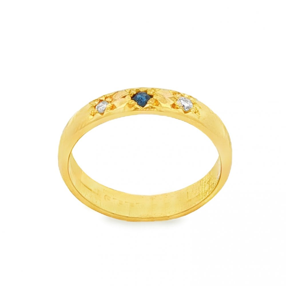 22ct Yellow Gold Sapphire & Diamond Band - Size N - 0.07ct