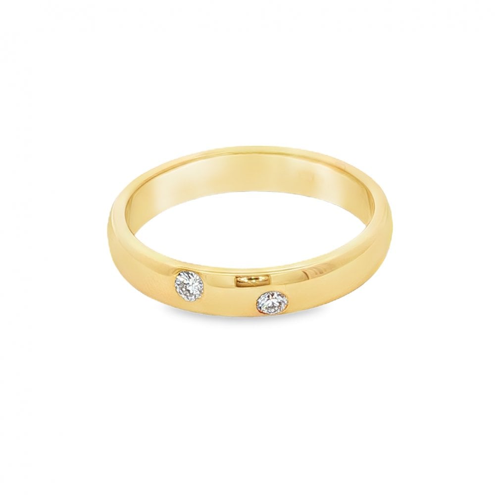 18ct Yellow Gold Diamond Set Band - Size Q - 0.10ct